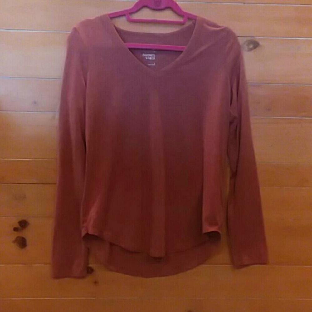 Pink v-neck long sleeve